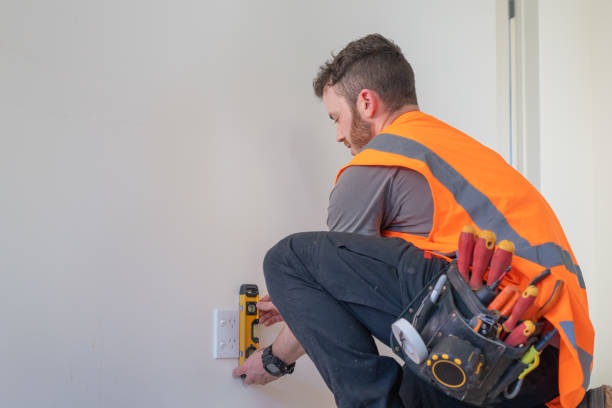 Best Circuit Breaker Repair  in Village Of Oak Creek, AZ